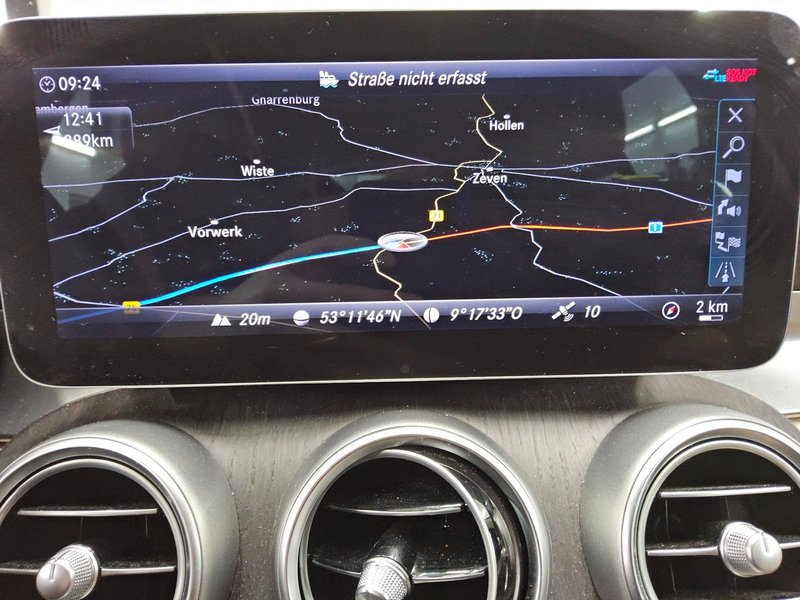 Mercedes-Benz C 300 d karavan automatik AMG Line • Full LED • el. peta vrata — 7