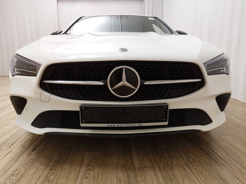 Mercedes-Benz CLA 200 d 4MATIC Shooting Brake automatik Progressive — 10