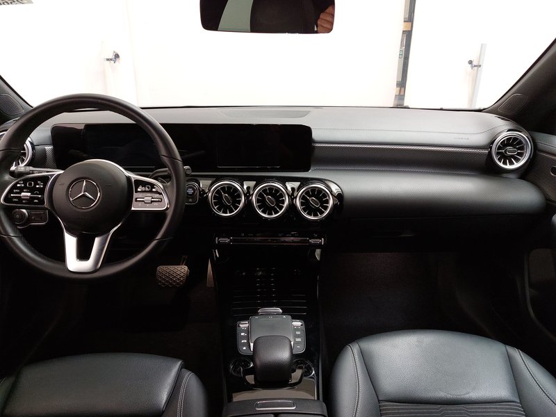 Mercedes-Benz CLA 200 d 4MATIC Shooting Brake automatik Progressive — 18