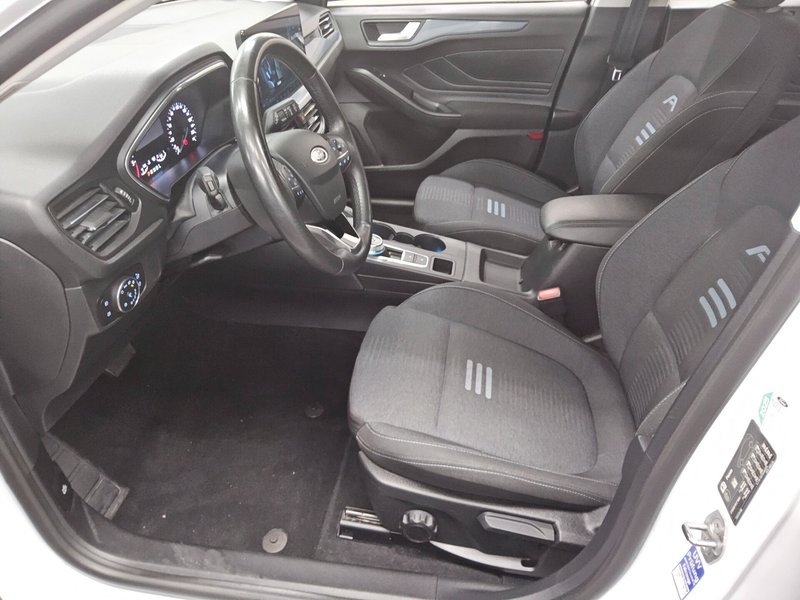 Ford Focus Turnier 1.5 EcoBlue Active automatik • LED • navigacija — 8