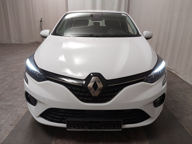 Renault Clio 1.0 • Full LED — 9