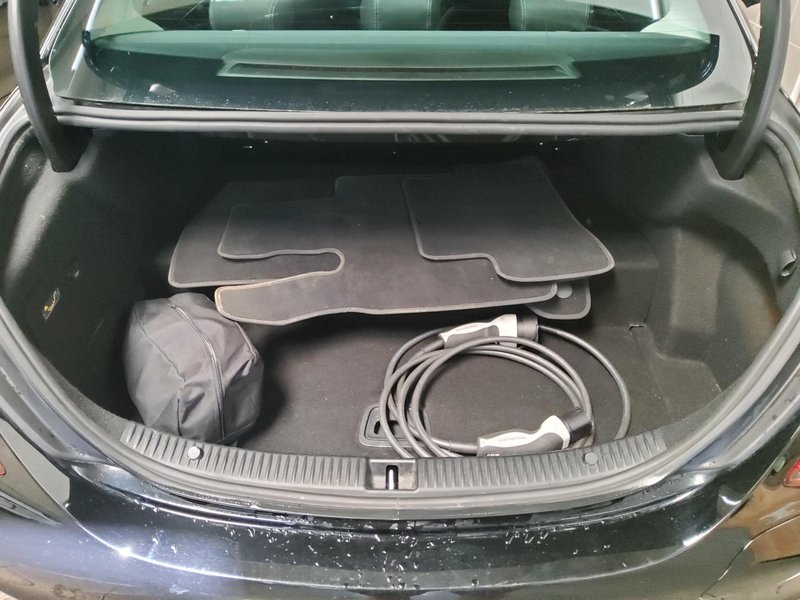 Mercedes-Benz C 300 de automatik Avantgarde • ACC • LED — 12