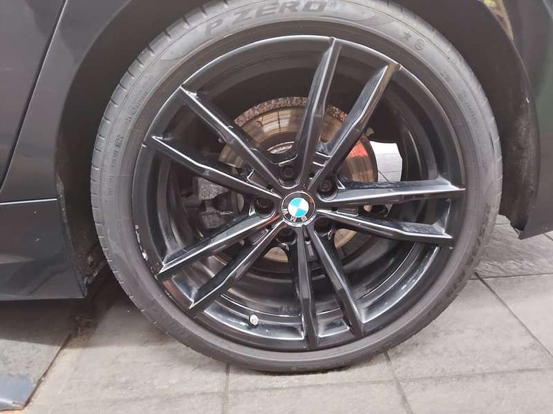 BMW 320d Touring automatik M Sport • HUD • LED — 11