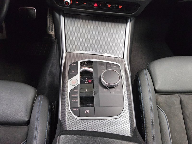 BMW 320d Touring automatik M Sport • HUD • LED — 6