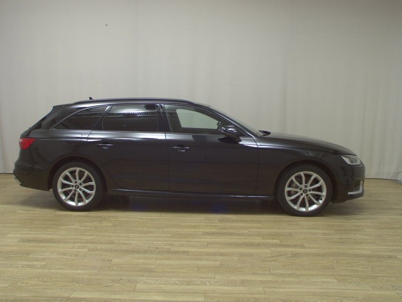 Audi A4 Avant 40 TDI automatik advanced • ACC • Full LED
