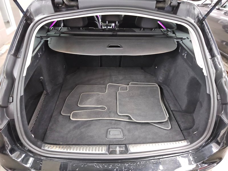 Mercedes-Benz C 200 d automatik Avantgarde • Full LED • digitalni instrumenti — 12