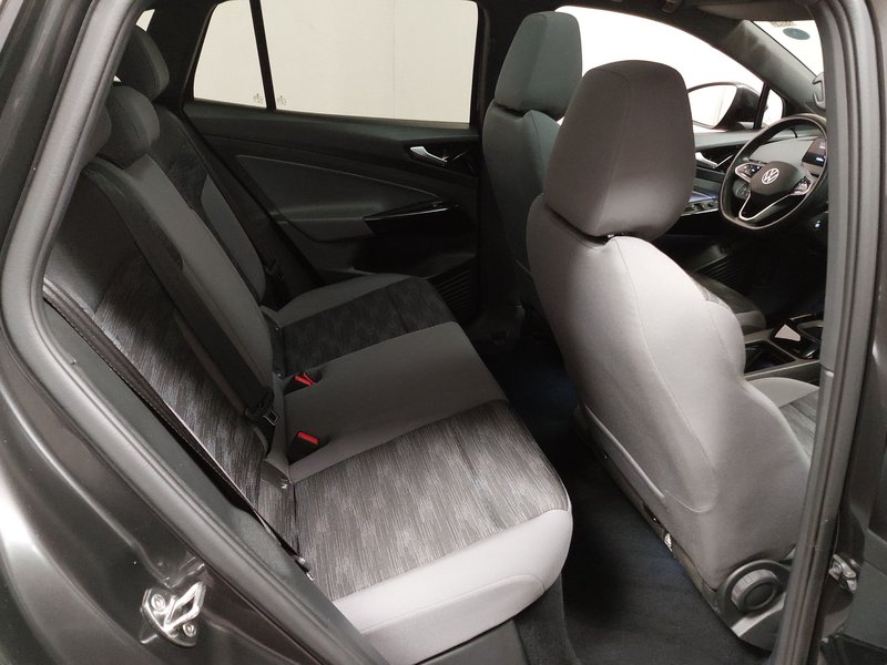 Volkswagen ID.4 Pro Performance • ACC • 360° kamera — 11
