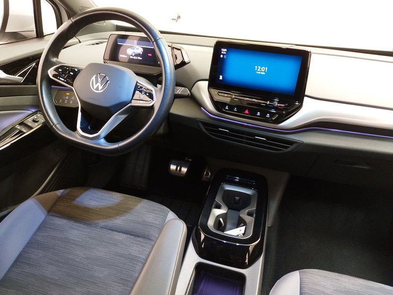 Volkswagen ID.4 Pure Performance • ACC • bežično punjenje — 19