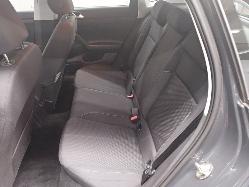 Volkswagen Polo 1.0 TSI automatik • ACC • djelomično kožni interijer — 13