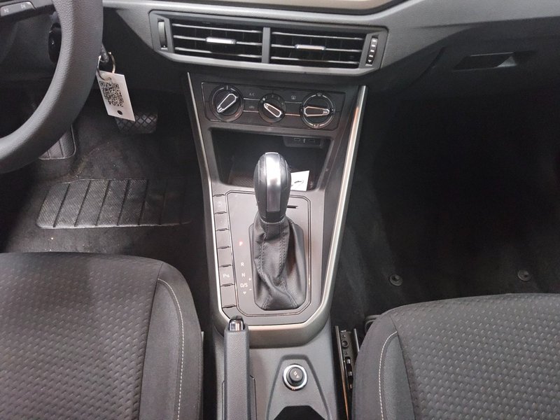 Volkswagen Polo 1.0 TSI automatik • ACC • djelomično kožni interijer — 6