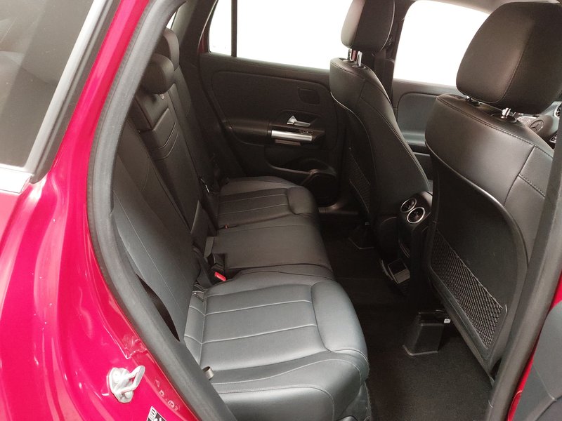 Mercedes-Benz GLA 220 d automatik Progressive • AHK • 360° kamera — 12