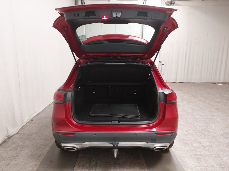 Mercedes-Benz GLA 220 d automatik Progressive • AHK • 360° kamera — 19
