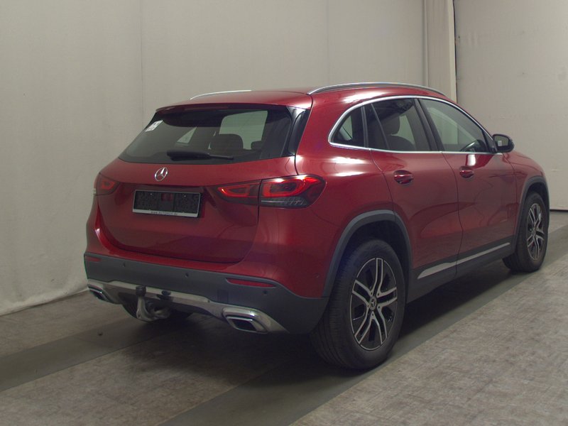 Mercedes-Benz GLA 220 d automatik Progressive • AHK • 360° kamera — 4