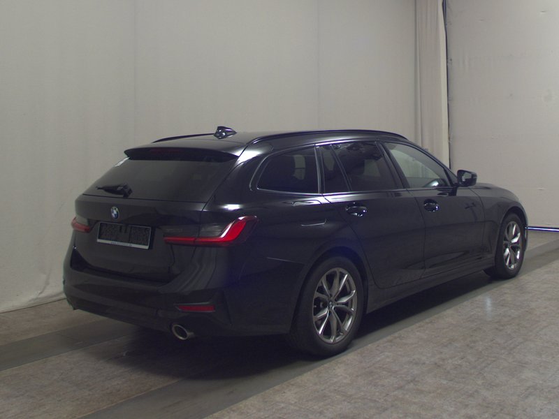 BMW 320i A Touring automatik Sport Line • ACC • LED — 4