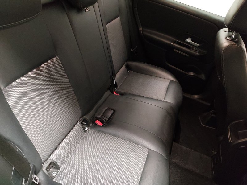 Mercedes-Benz B 250 e automatik • AHK • panorama — 12