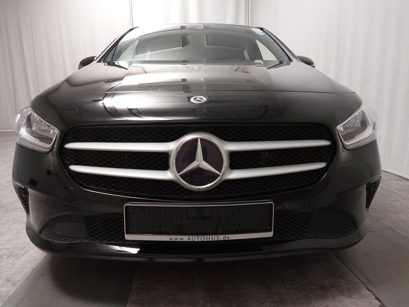 Mercedes-Benz B 250 e automatik • AHK • panorama — 9