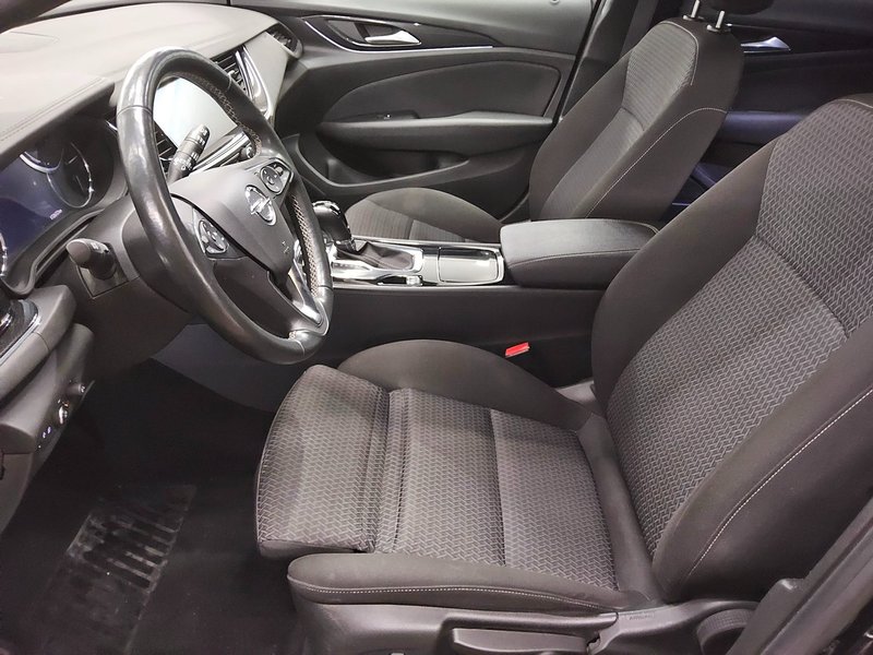 Opel Insignia ST 2.0 D automatik Business Edition • LED • navigacija — 8