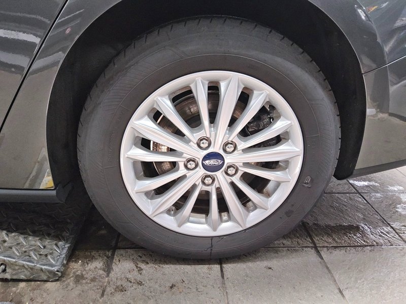 Ford Focus Turnier 1.5 EcoBlue automatik Titanium • ACC • LED — 10