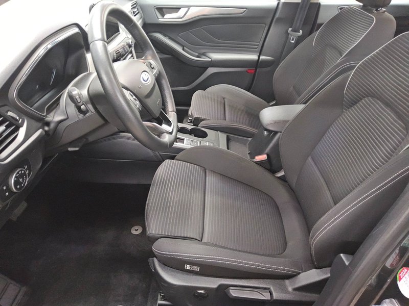 Ford Focus Turnier 1.5 EcoBlue automatik Titanium • ACC • LED — 8