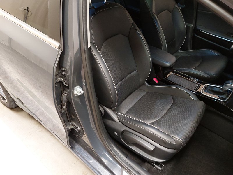 Kia cee'd Sportswagon 1.6 PHEV Platinum automatik • ACC • LED — 10