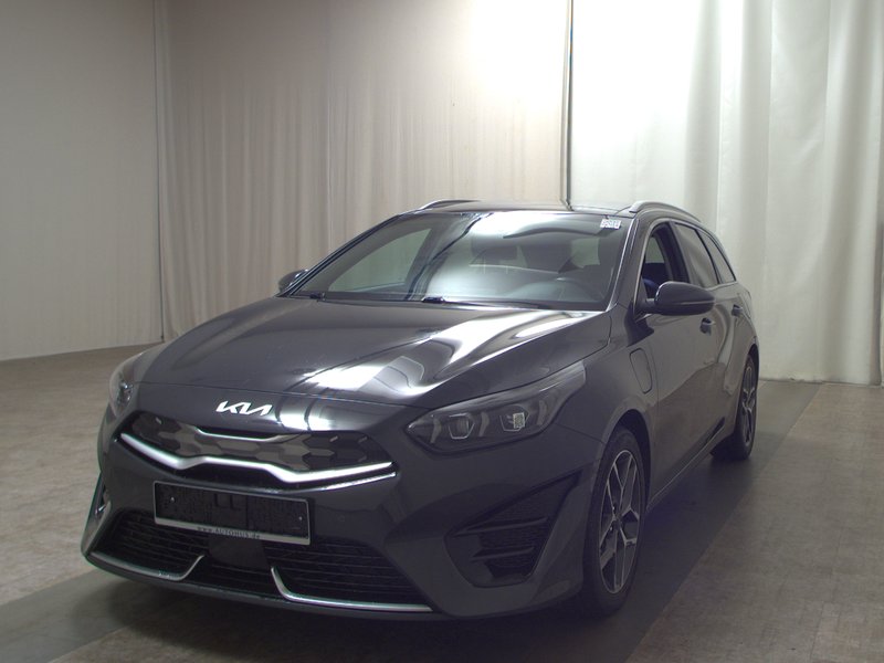 Kia cee'd Sportswagon 1.6 PHEV Platinum automatik • ACC • LED — 2