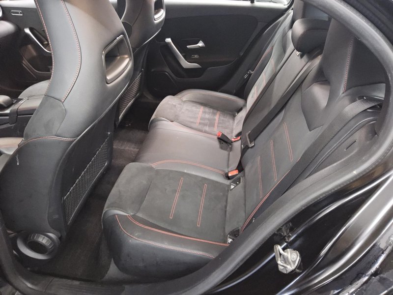 Mercedes-Benz A 220 d automatik AMG Line • ACC • digitalni instrumenti — 13
