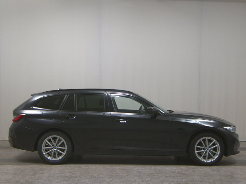 BMW 318i Touring automatik • HUD • LED