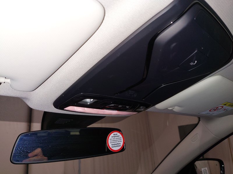 BMW 318i Touring automatik • HUD • LED — 13