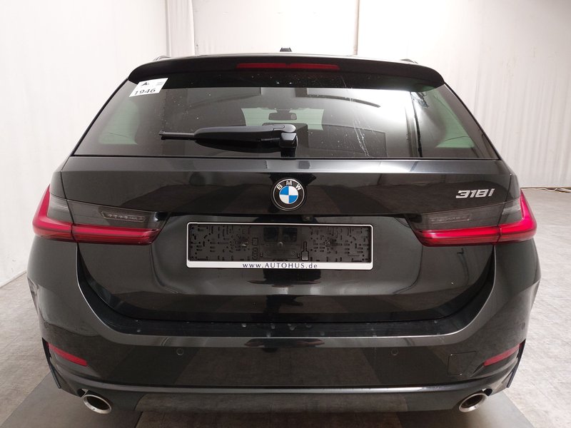BMW 318i Touring automatik • HUD • LED — 16