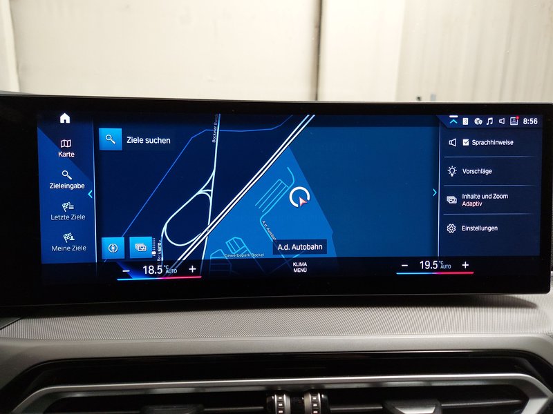 BMW 318i Touring automatik • HUD • LED — 20