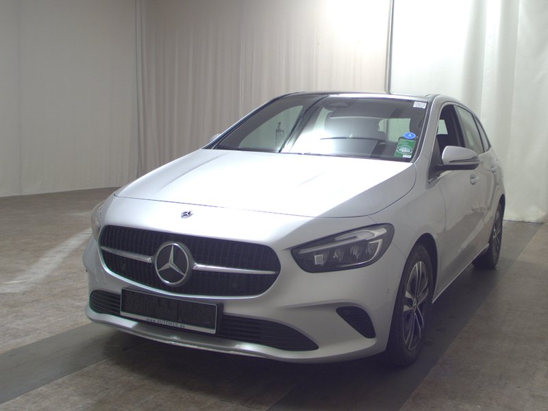Mercedes-Benz B 250 e automatik Progressive • panorama • koža — 2