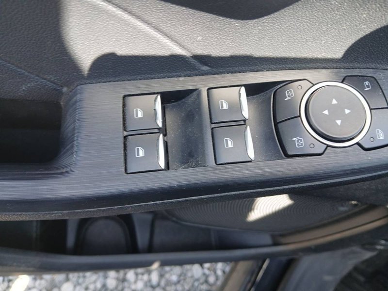 Mercedes-Benz B 250 e automatik Progressive • panorama • koža — 22
