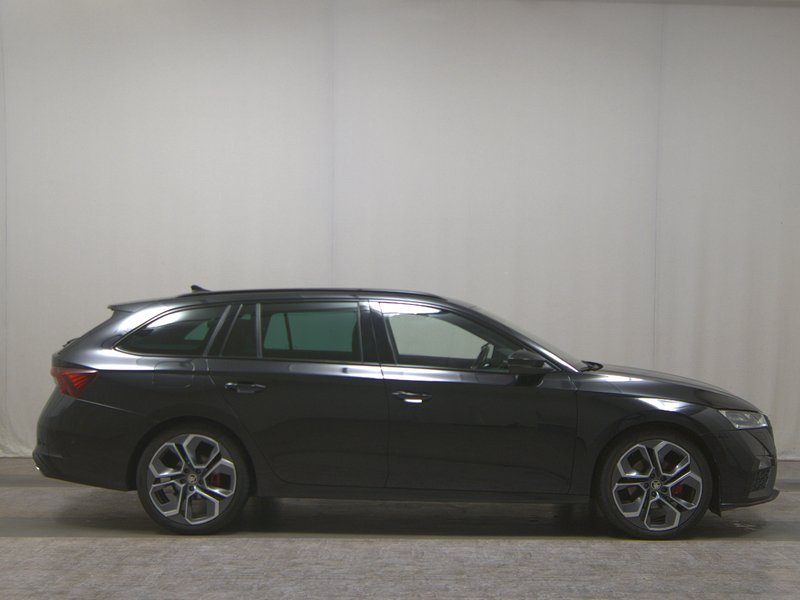 Škoda Octavia Kombi 2.0 TDI automatik RS • ACC • adaptivno ogibanje