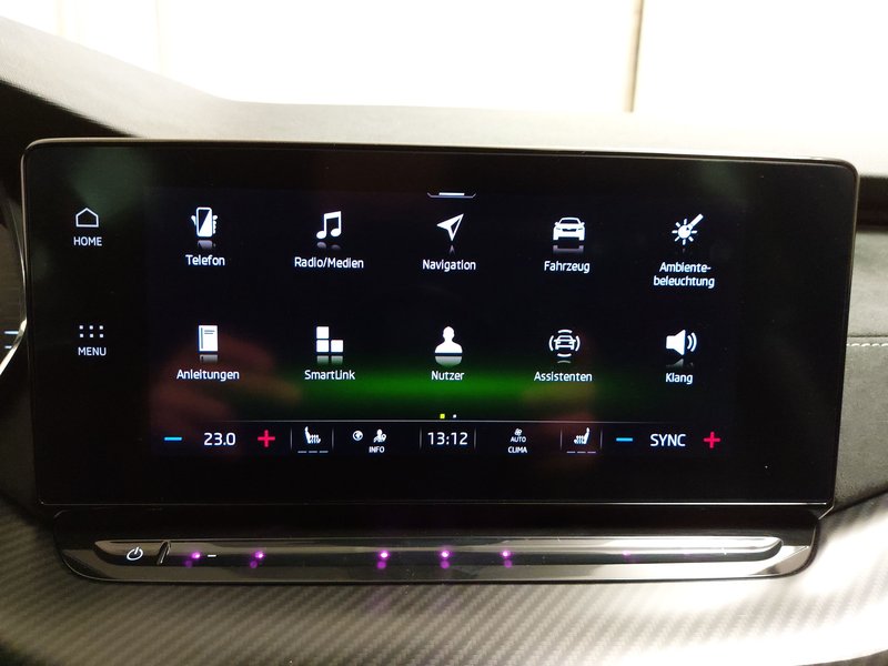 Škoda Octavia Kombi 2.0 TDI automatik RS • ACC • adaptivno ogibanje — 22