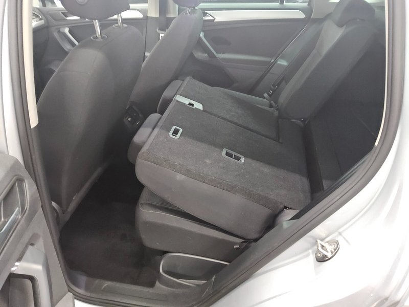 Volkswagen Tiguan 2.0 TDI automatik • ACC • Full LED — 13
