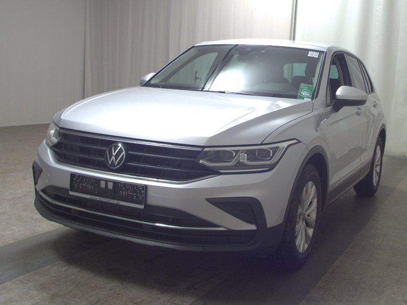 Volkswagen Tiguan 2.0 TDI automatik • ACC • Full LED — 2