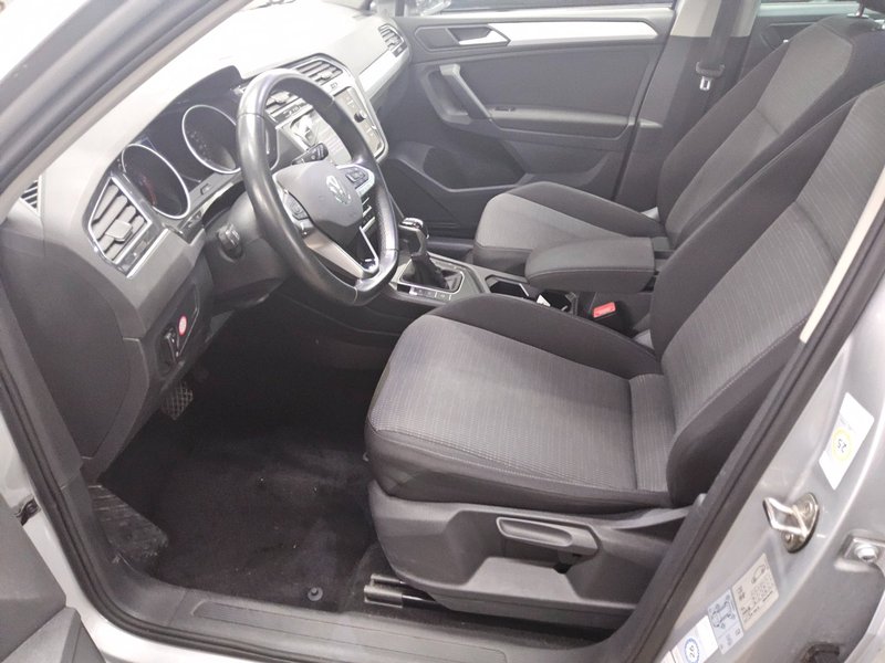 Volkswagen Tiguan 2.0 TDI automatik • ACC • Full LED — 8