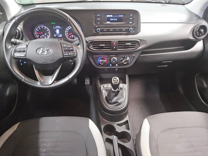 Hyundai i10 1.0 — 5