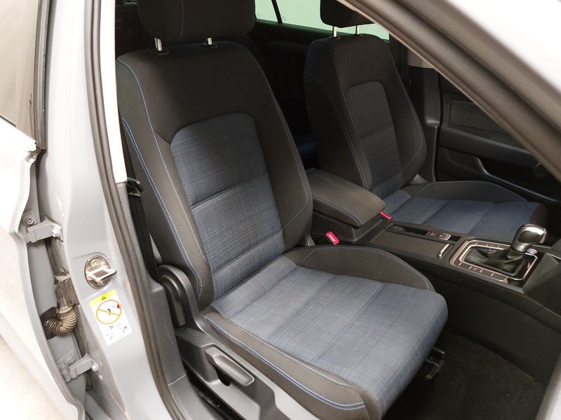 Volkswagen Passat Variant GTE 1.4 TSI automatik • ACC • LED — 10