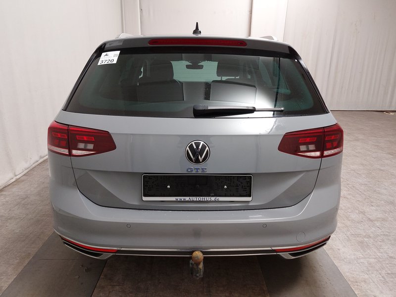 Volkswagen Passat Variant GTE 1.4 TSI automatik • ACC • LED — 14