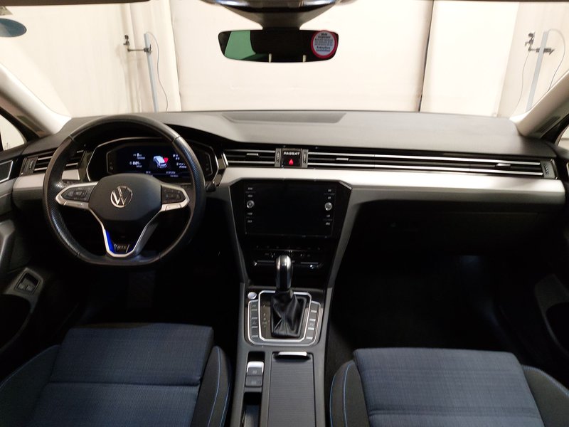 Volkswagen Passat Variant GTE 1.4 TSI automatik • ACC • LED — 16