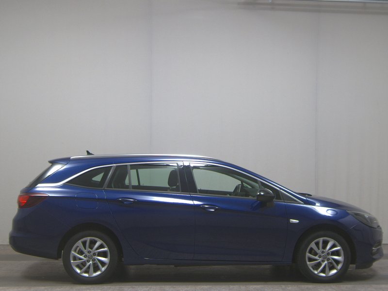 Opel Astra ST 1.2 Turbo Elegance • Full LED
