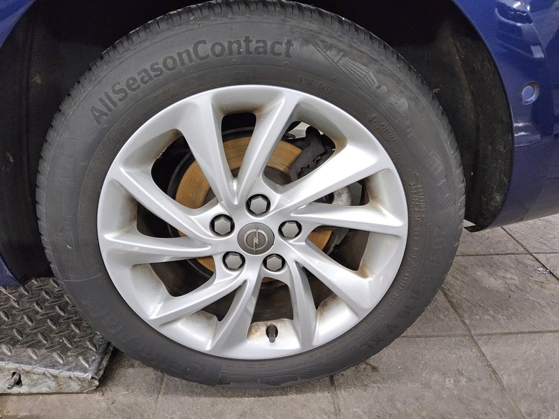 Opel Astra ST 1.2 Turbo Elegance • Full LED — 10