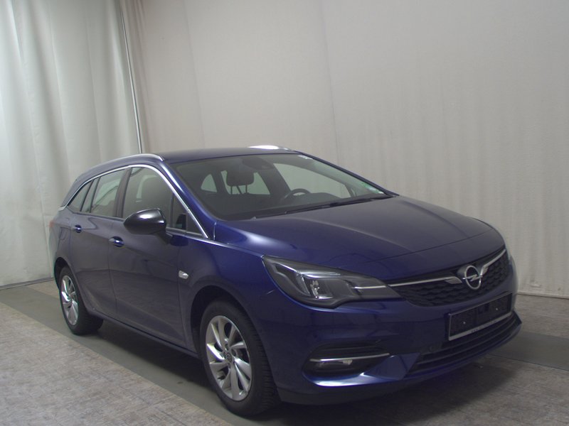 Opel Astra ST 1.2 Turbo Elegance • Full LED — 3