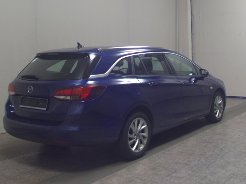 Opel Astra ST 1.2 Turbo Elegance • Full LED — 4