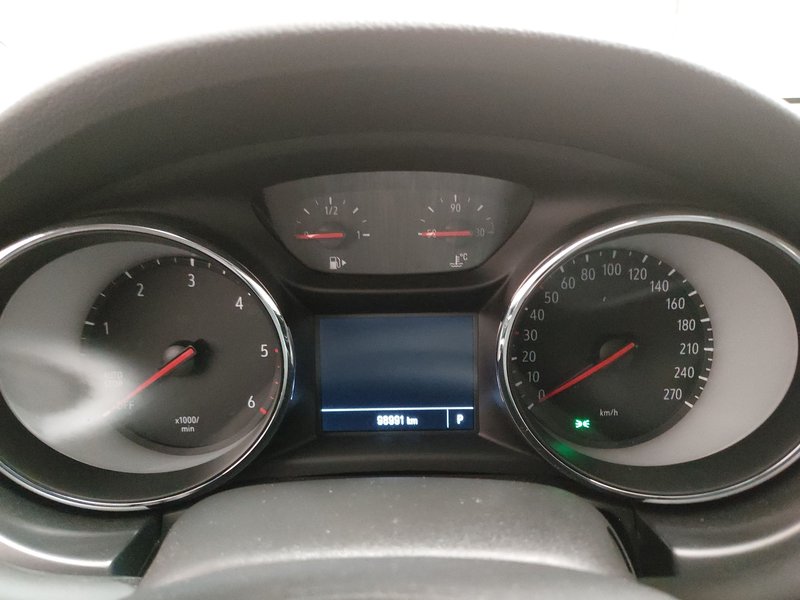 Opel Astra ST 1.5 D Business Edition automatik • Full LED — 20