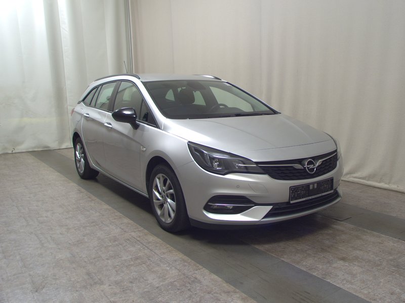 Opel Astra ST 1.5 D Business Edition automatik • Full LED — 3