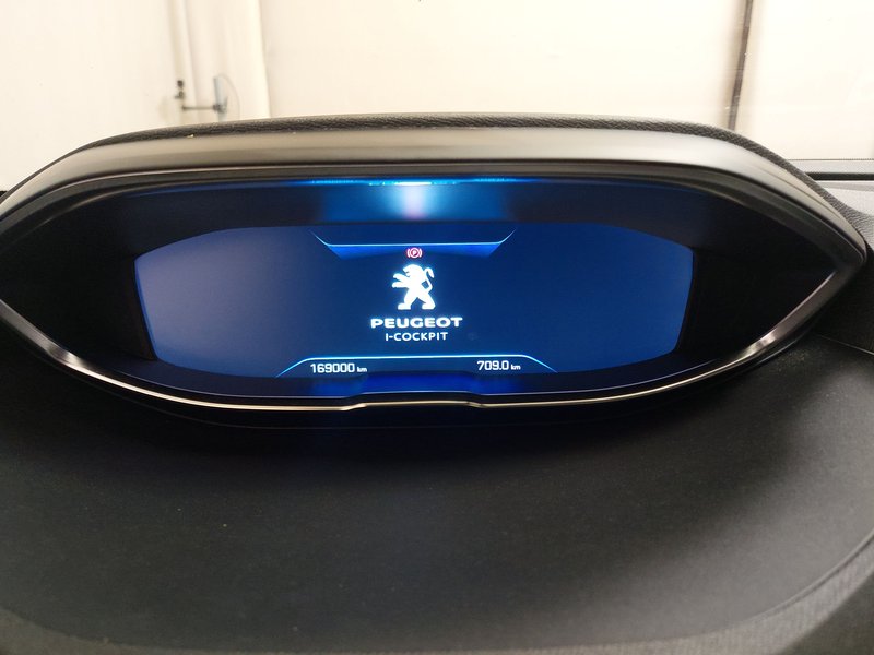 Peugeot 3008 1.5 BlueHDi automatik Active • ACC • kuka — 20