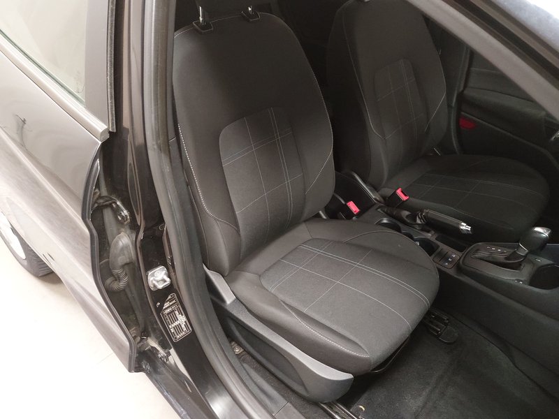 Ford Fiesta 1.0 EcoBoost automatik Cool&Connect • Full LED — 10