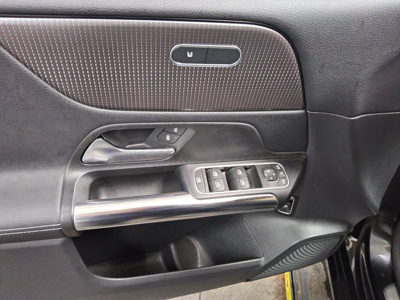 Mercedes-Benz B 200 d automatik Progressive • LED — 10